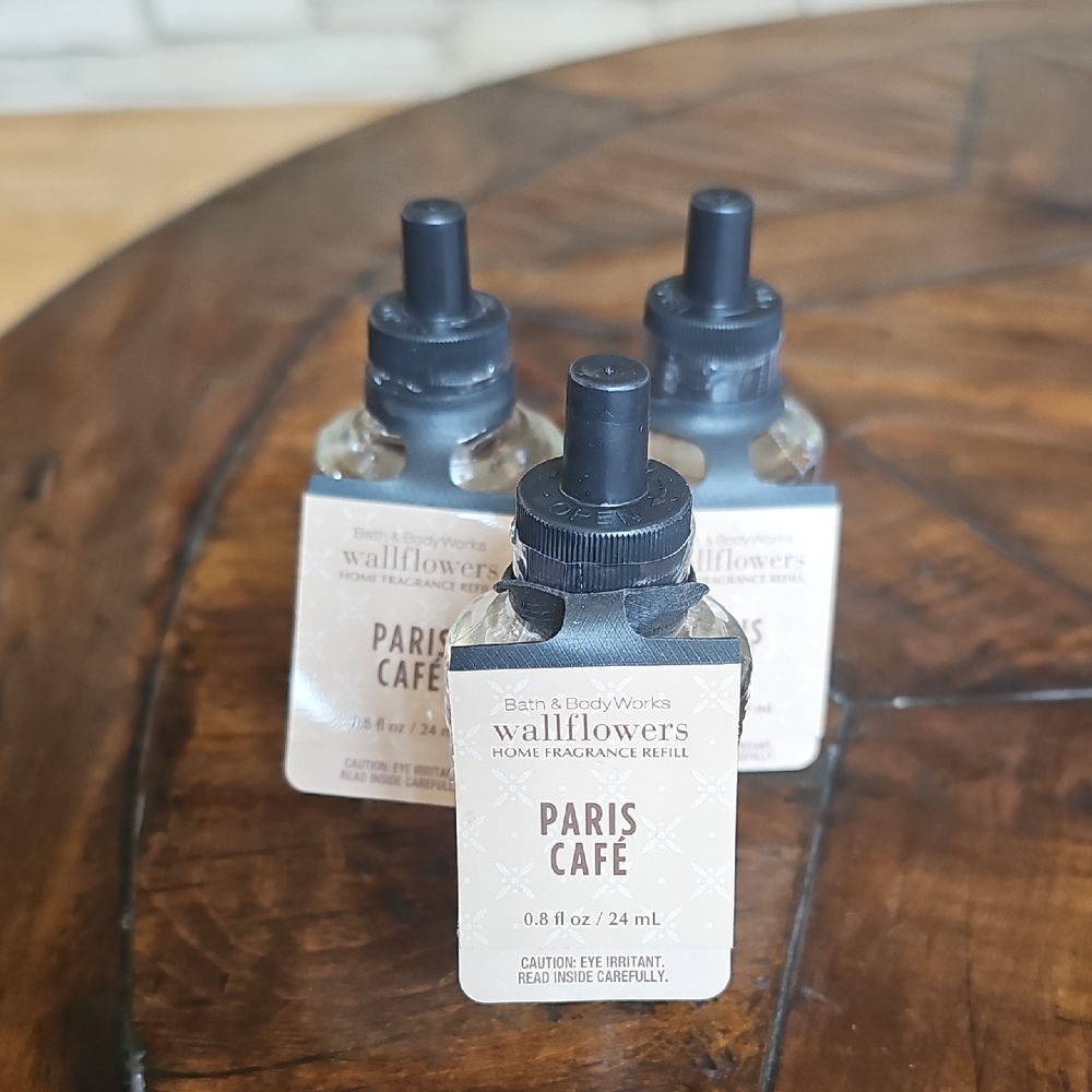 Bath & Body Works Wallflowers Home Fragrance Refill - Paris Café. Set Of 3.